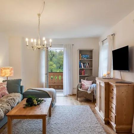Lina Apartment *